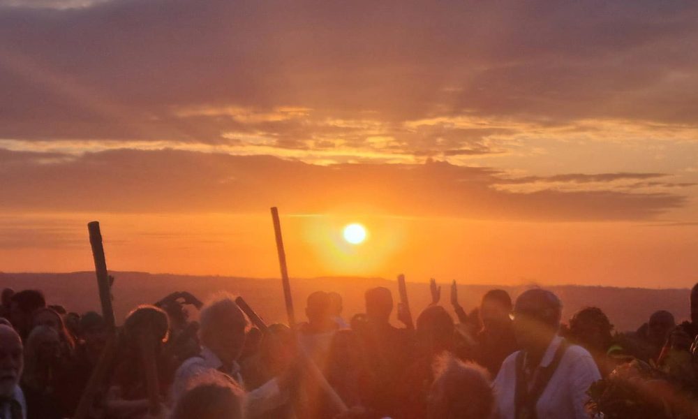 Beltane-Glastonbury-Tor-morris-dancers