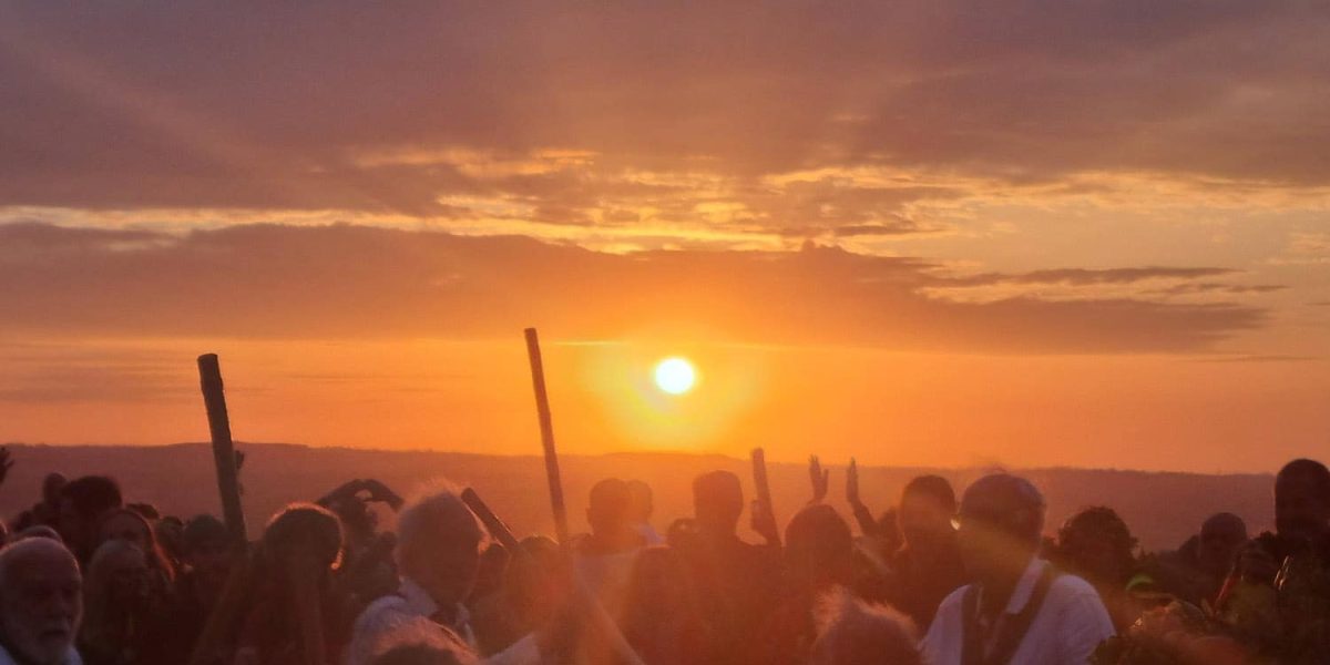 Beltane-Glastonbury-Tor-morris-dancers