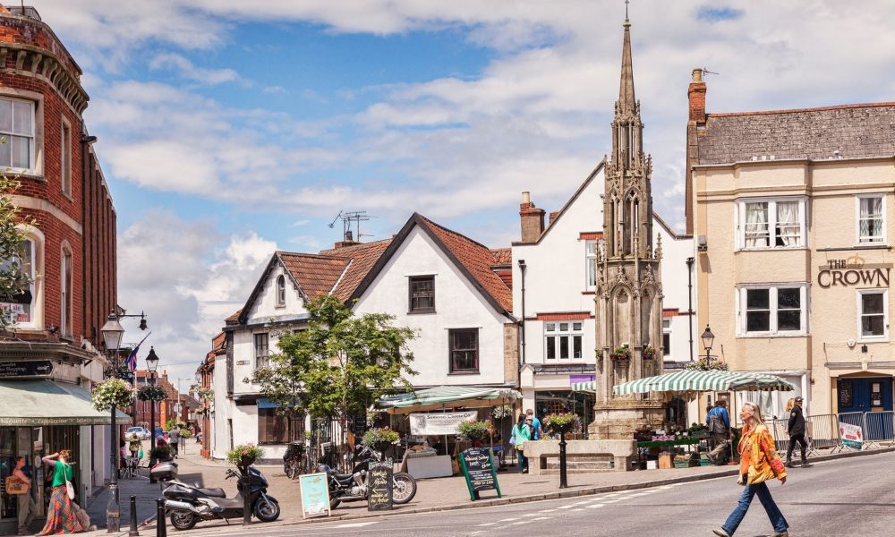 A picture of Glastonbury Market Cross in the Town Centre.