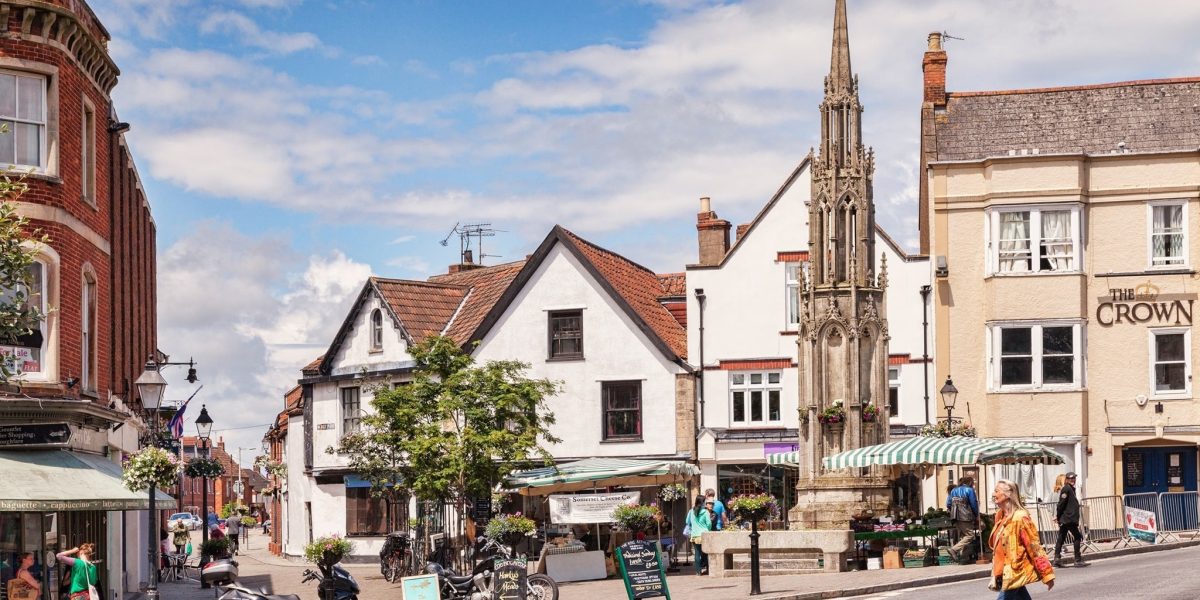 A picture of Glastonbury Market Cross in the Town Centre.